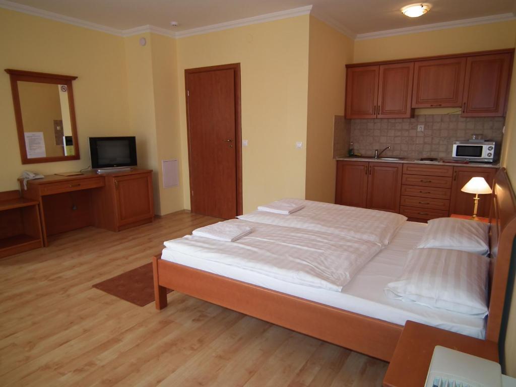 Hotel Jarja Hajdúszoboszló Kamer foto