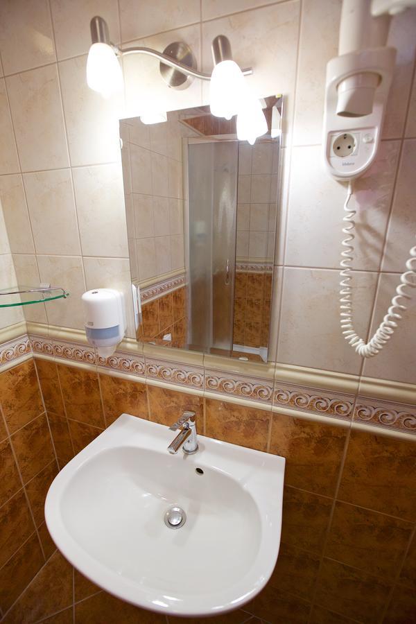 Hotel Jarja Hajdúszoboszló Buitenkant foto